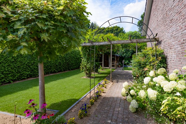 Medium property photo - Walsbergweg 11, 5954 AM Beesel